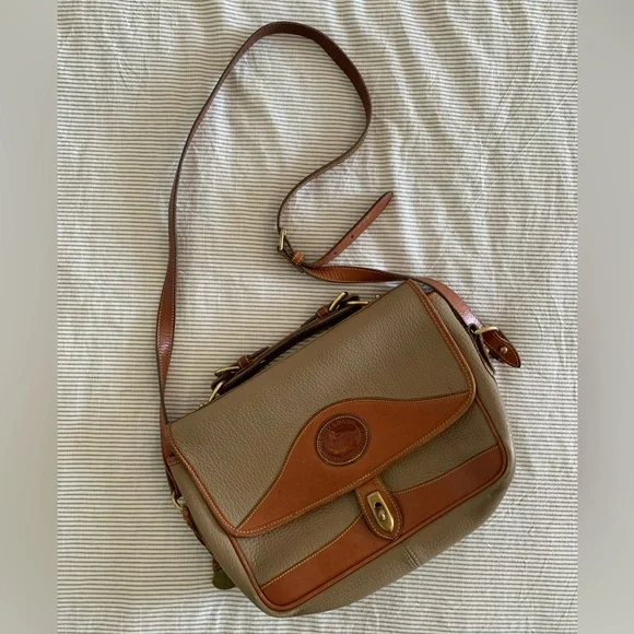 Dooney & Bourke Vintage Leather Messenger Crossbody - Picture 1 of 6